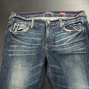 462.   Level 99 capris size 29